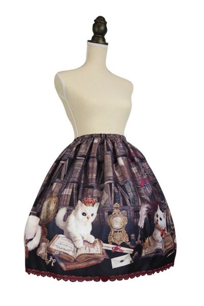 猫ちゃん柄のスカートですQueen catスカート
